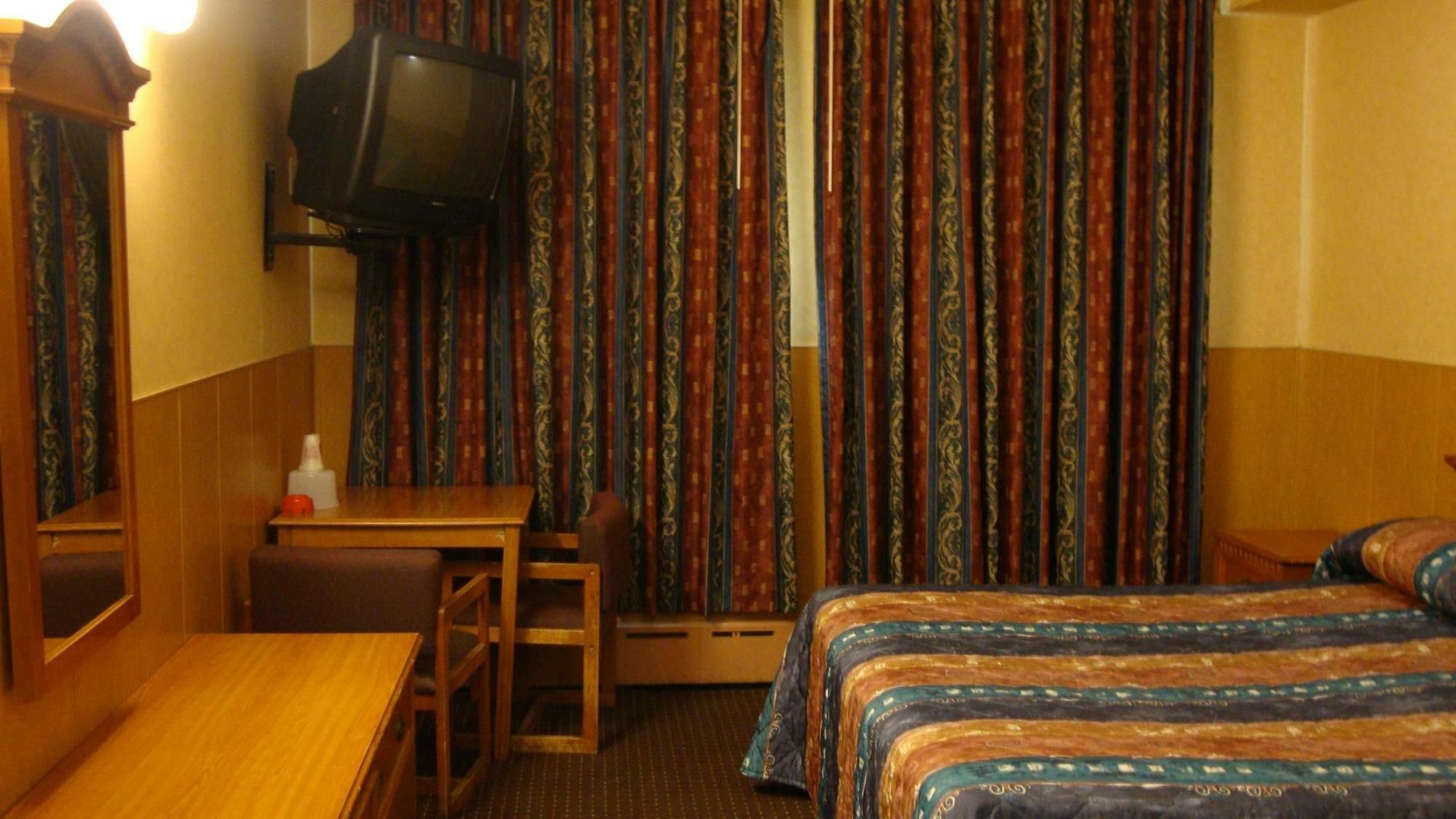 Riviera Motor Inn Brooklyn New York Zimmer foto